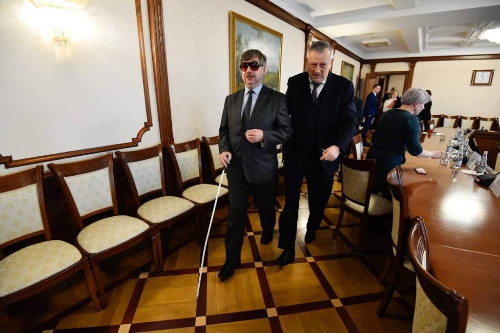 Состоялась встреча Губернатора Ленинградской области с руководителями инвалидных организаций